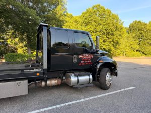 Burke's Towing (1)