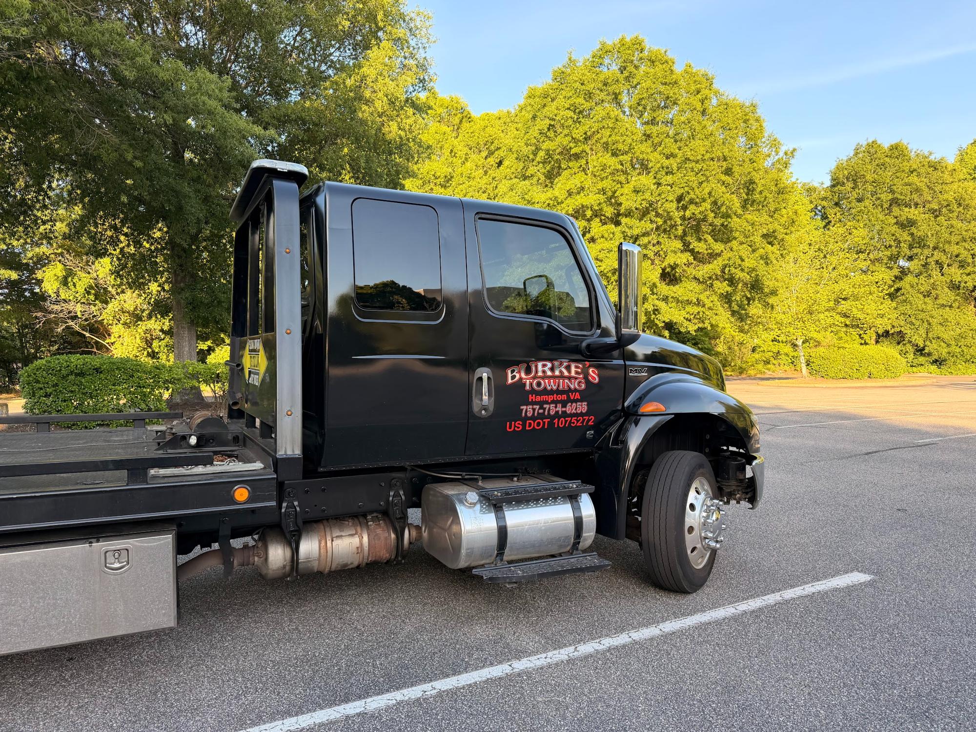 Burke's Towing (2)