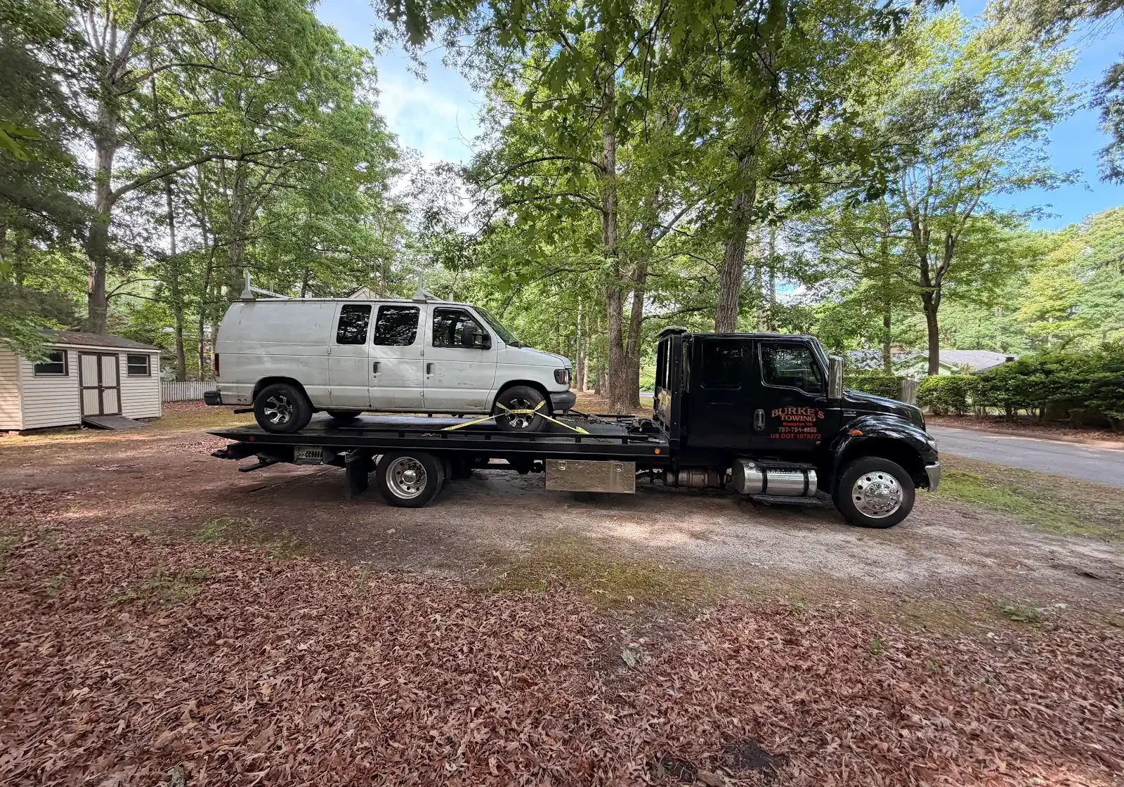 Burke's Towing (1)